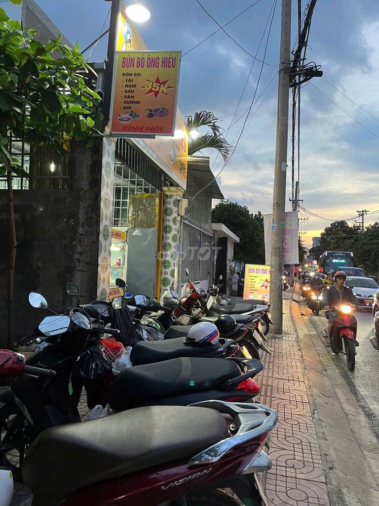 Nhà mặt tiền kinh doanh đông đúc cần tiền bán rẻ nhất thị trường. Mua bán nhà ở tại Thành phố Thủ Đức Tp Hồ Chí Minh được đăng bởi Ngô văn Mạnh  hình 2