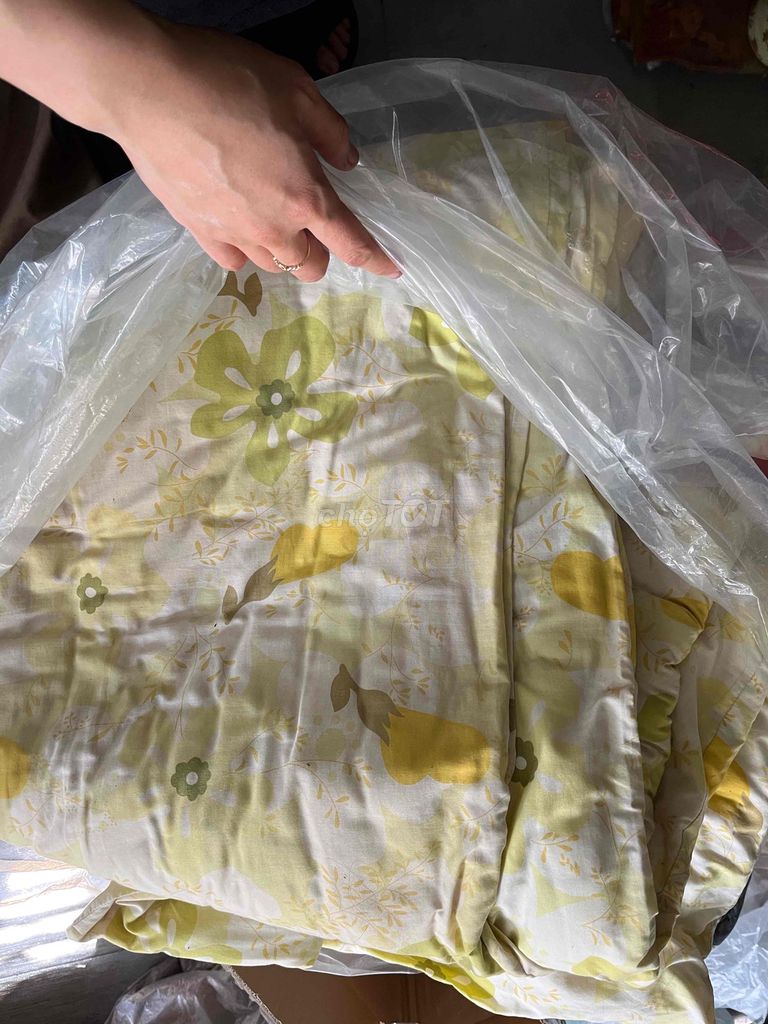 thanh lý mền Sông Hồng. Mua bán Giường, chăn ga gối nệm tại Quận 6 Tp Hồ Chí Minh được đăng bởi Phi hình 1