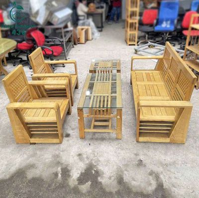 Salon gỗ sồi thanh lý hàng đẹp. Mua bán Bàn ghế tại Quận Tân Phú Tp Hồ Chí Minh được đăng bởi nguyễn trúc anh