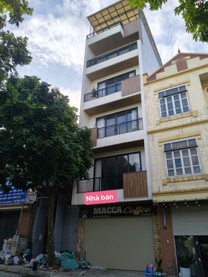 House in Long Biên