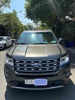 Ford Explorer 2016 SUV 83600km Xám