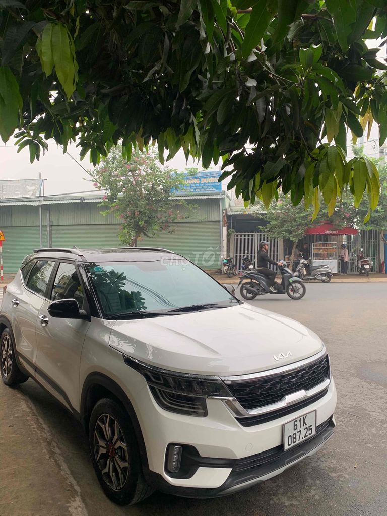 Kia Seltos 2022 1.6 premium  - 16000 km. Mua bán Ô tô tại Thành phố Dĩ An Bình Dương được đăng bởi Thiều Đại Dũng hình 2