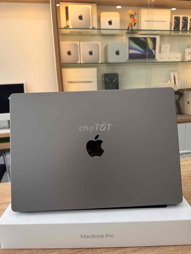 Apple MacBook  M1 Max 16" openbox như new sạc 7lan. Mua bán Laptop tại Thành phố Thủ Dầu Một Bình Dương được đăng bởi Nhân hình 1