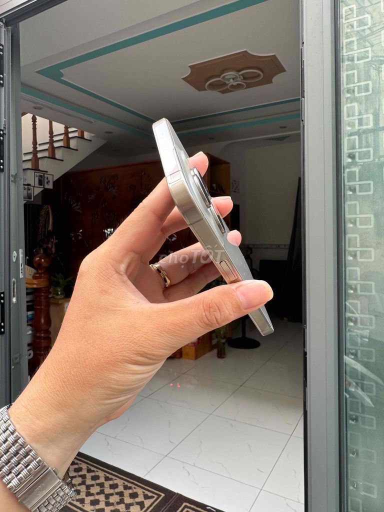 Apple iPhone 15 Pro 128GB Titan 99% Zin Ap. Mua bán Điện thoại tại Thành phố Vũng Tàu Bà Rịa - Vũng Tàu được đăng bởi BINHHYK  hình 1