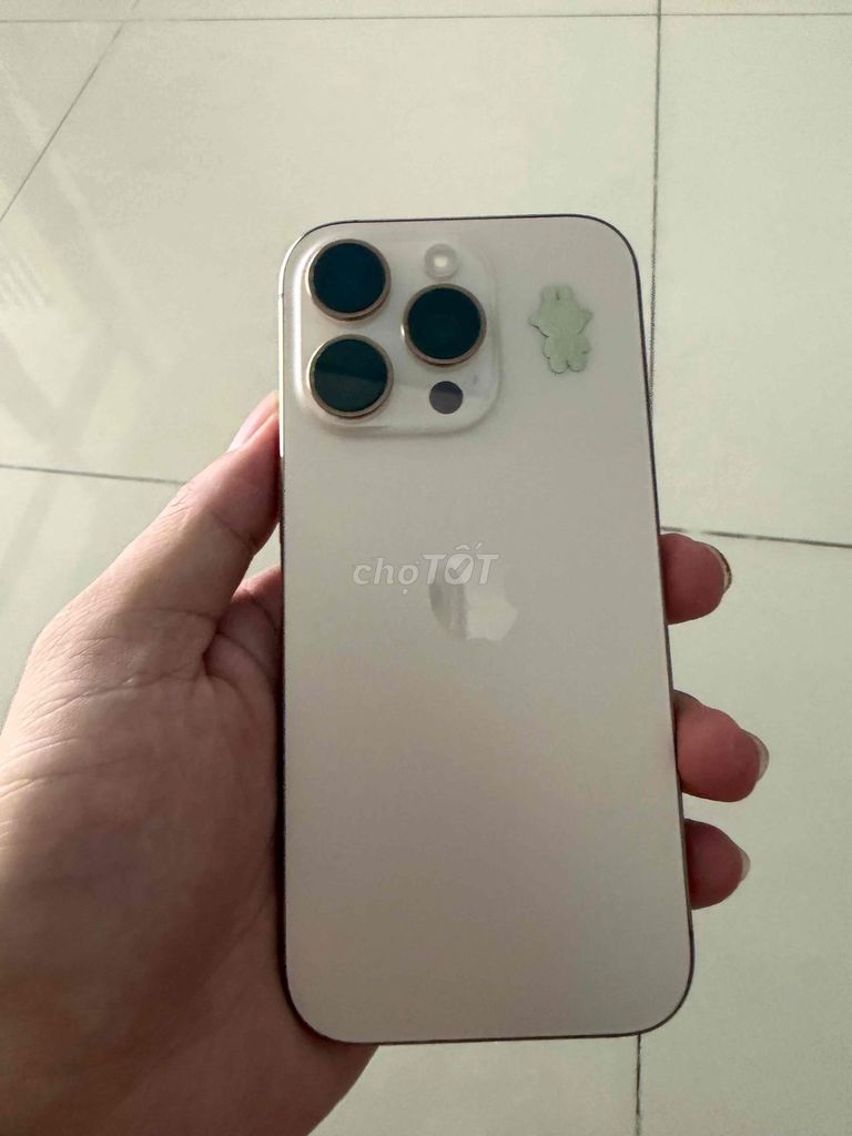 iPhone 16 Pro 129GB Vàng. Mua bán Điện thoại tại Thành phố Biên Hòa Đồng Nai được đăng bởi ngô thanh tùng hình 1