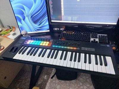 Novation Launchkey 49 MK3 Midi Controller cũ, gdtt. Mua bán Nhạc cụ tại Quận Nam Từ Liêm Hà Nội được đăng bởi Anh Tú Trần