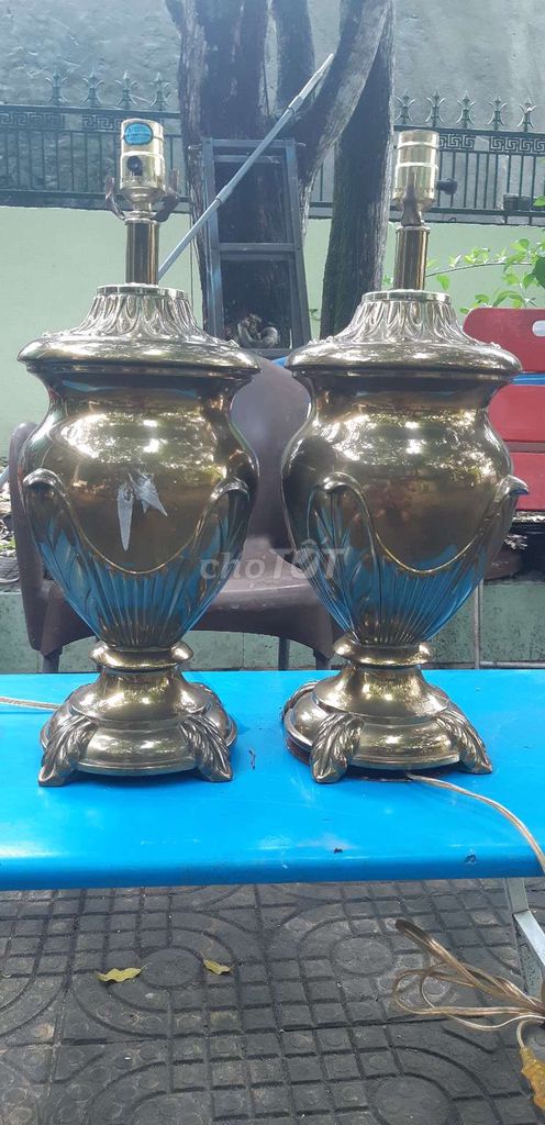 Đèn ngủ Đồng Vàng đồng. Mua bán Đèn tại Quận Bình Thuỷ Cần Thơ được đăng bởi Ngọc Tiến  hình 1