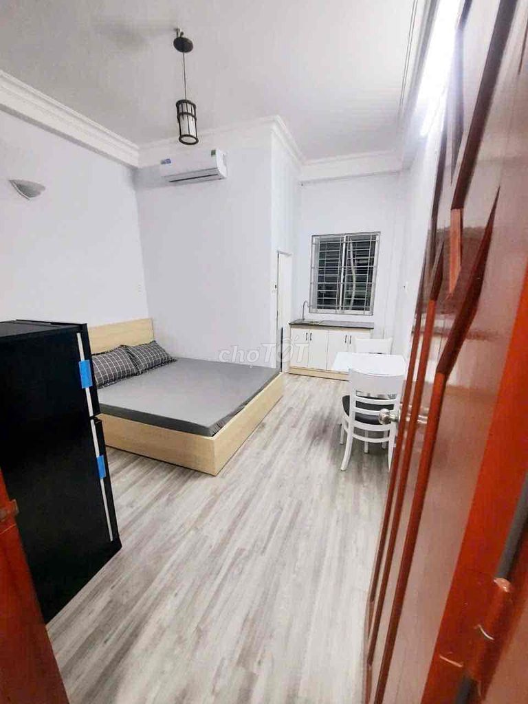 🔥 Studio Trần Khắc Chân – Phú Nhuận | Cửa sổ thoáng, Full nội thất