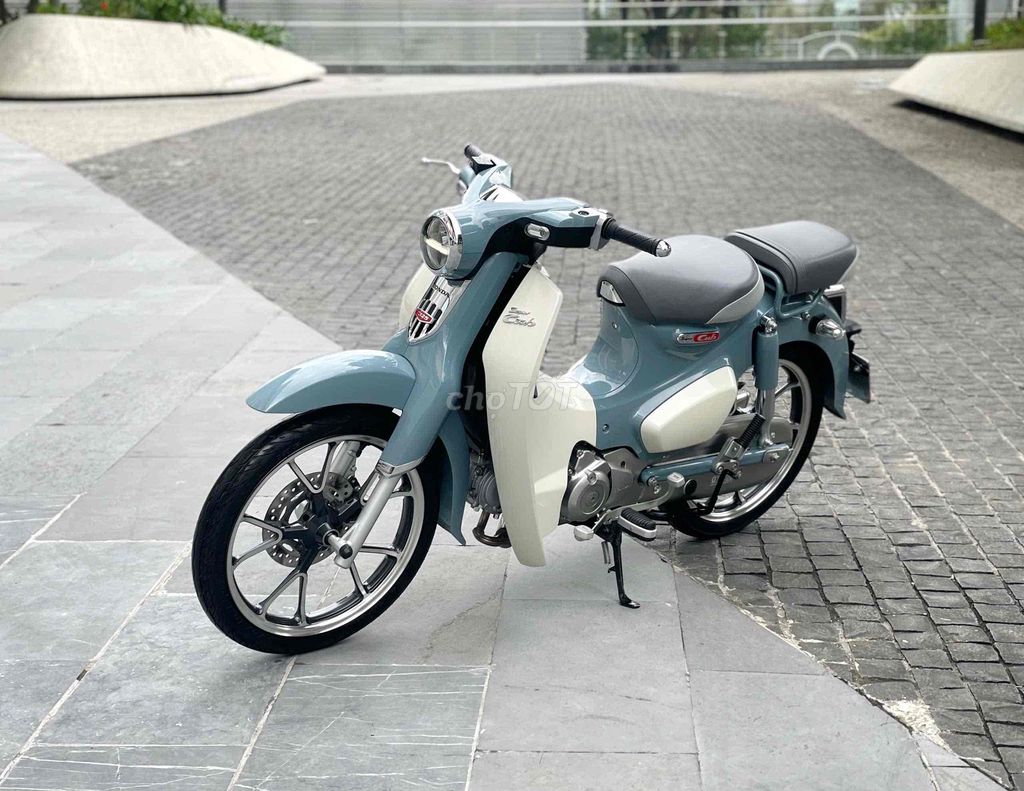 Honda Super Cub C125. Mua bán Xe máy tại Quận Cầu Giấy Hà Nội được đăng bởi Tuấn Việt Motor hình 4