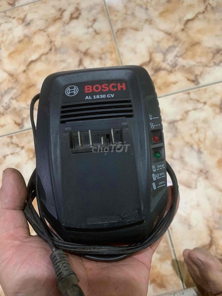 sạc bosch 18v điện 100v