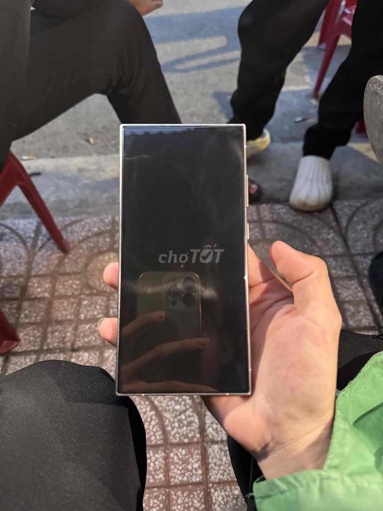 Samsung Galaxy S24 Ultra Bạc. Mua bán Điện thoại tại Thành phố Hồng Ngự Đồng Tháp được đăng bởi Nguyen Xuyen hình 1