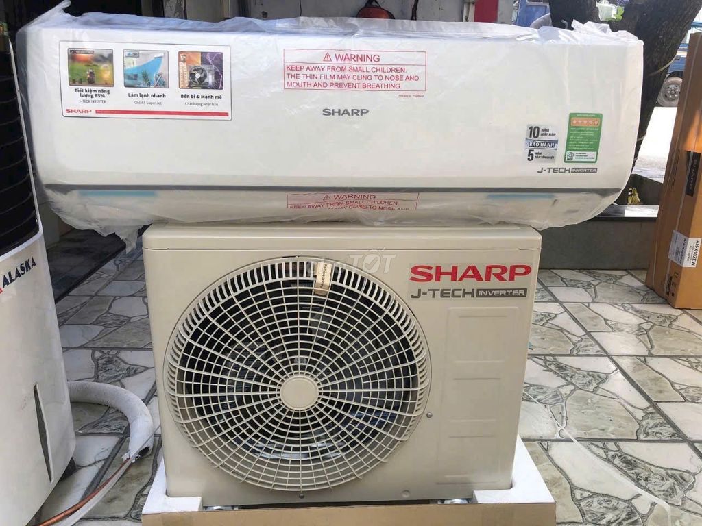 BÁN TRẢ GÓP-MÁY LẠNH SHARP-BAO NỢ XẤU. Mua bán Máy lạnh, điều hoà tại Huyện Hóc Môn Tp Hồ Chí Minh được đăng bởi Anh Tú hình 1