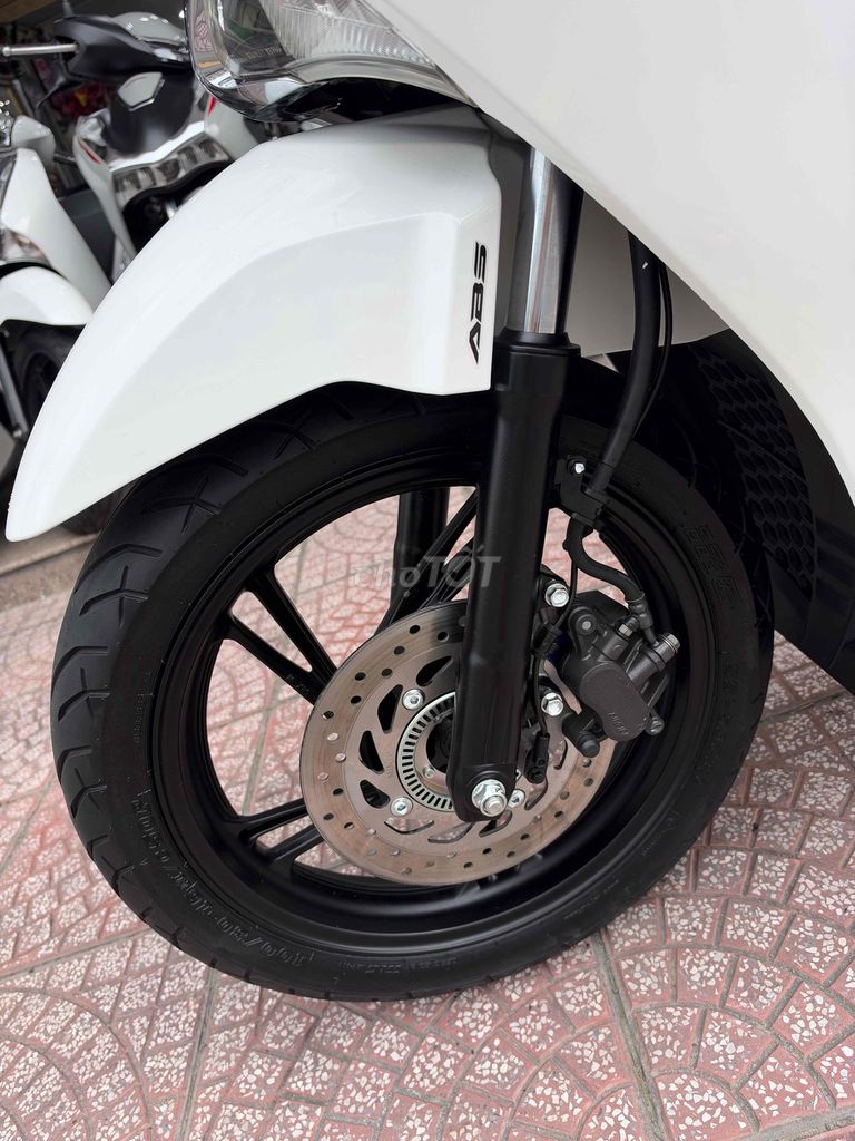 Honda SH 150i ABS 2018 Белый Черный 21 318 км Смена владельца сразу