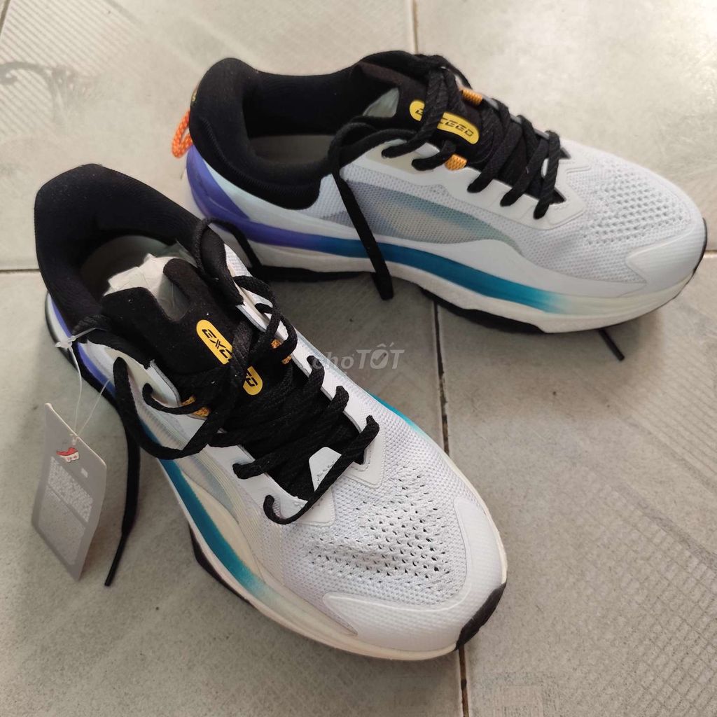 Giày chạy bộ Li-Ning Exceed AGLT091-5 Trắng 40.5. Mua bán Giày dép tại Quận 3 Tp Hồ Chí Minh được đăng bởi Ngô Hữu Nam hình 1