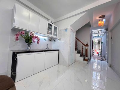 Аренда · 2 комн. · 54 м² · Quận Phú Nhuận, ул. Đường Cô Giang