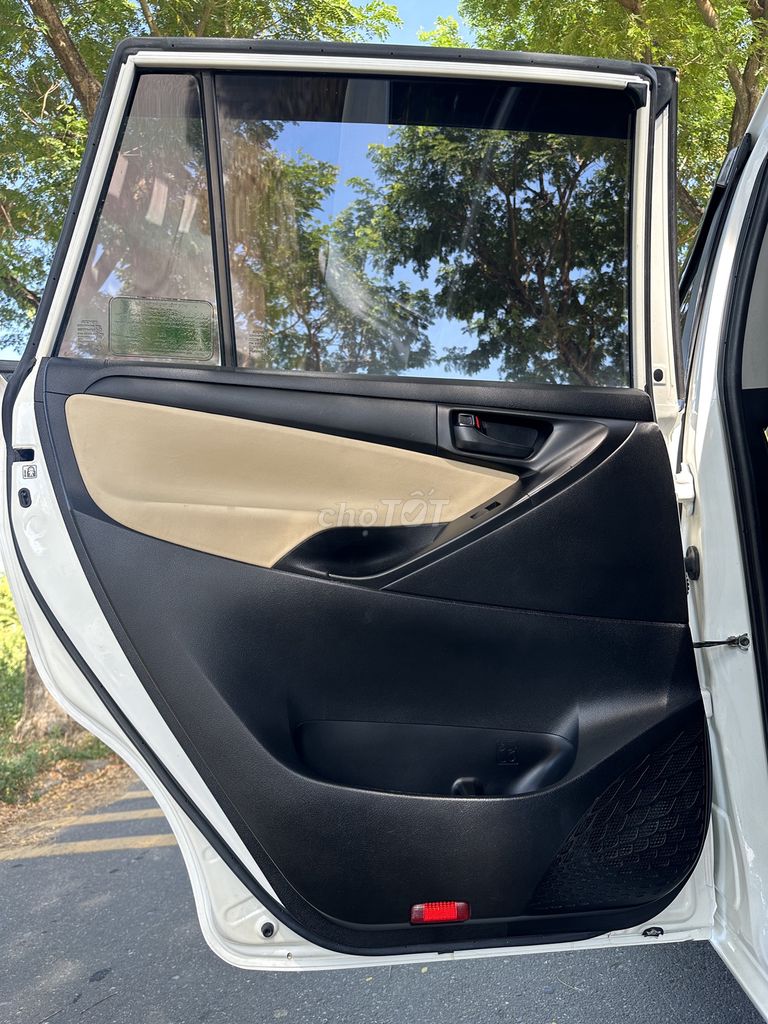 Toyota Innova 2019 photo 4