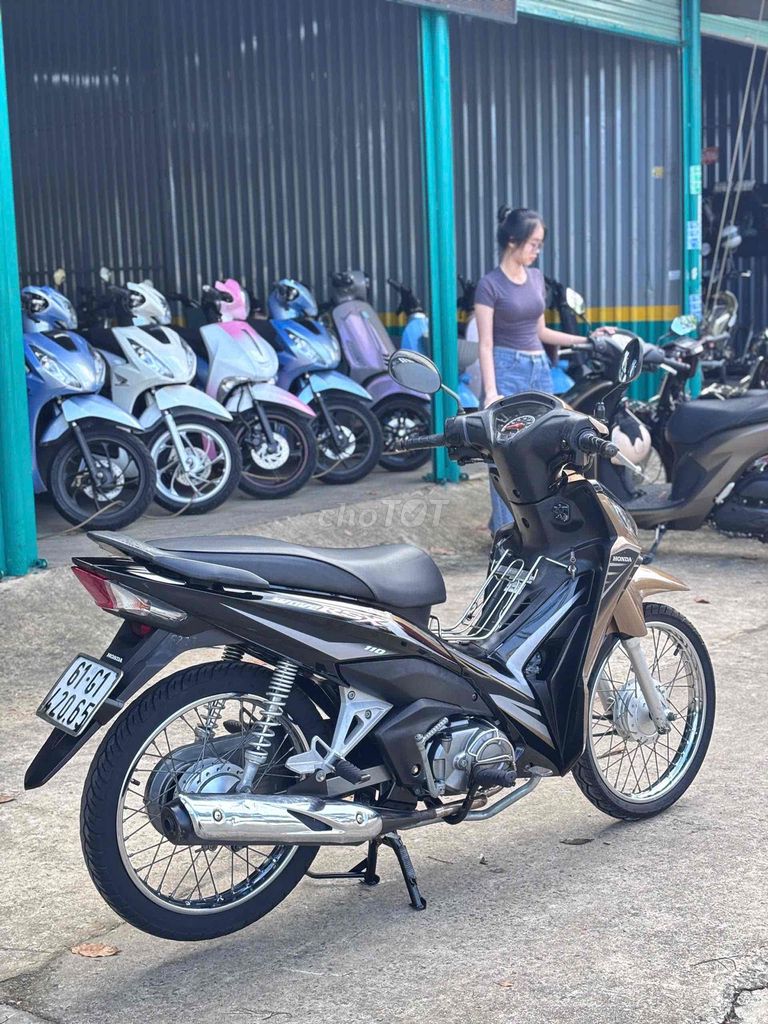 Honda Wave RSX 110 Nâu 45828 km. Mua bán Xe máy tại Thị xã Bến Cát Bình Dương được đăng bởi xe máy trả góp tín nghĩa  hình 3