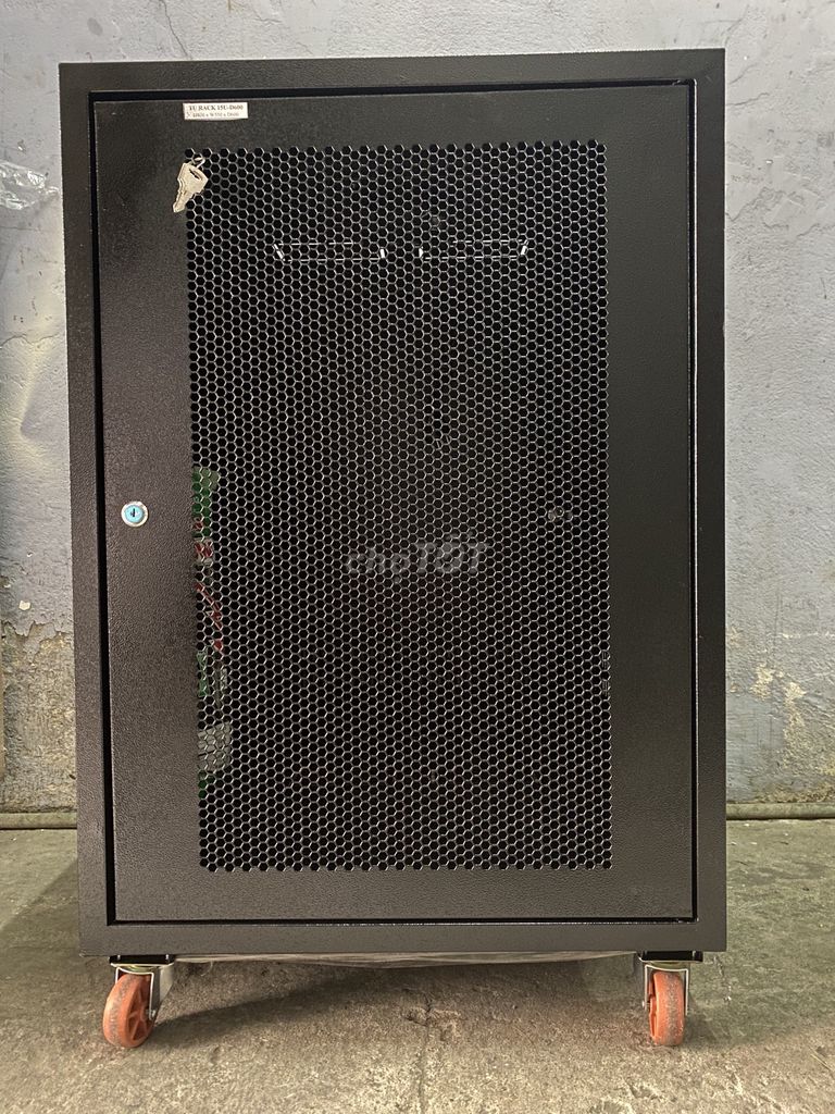 TỦ HTT RACK 19" 15U-D600