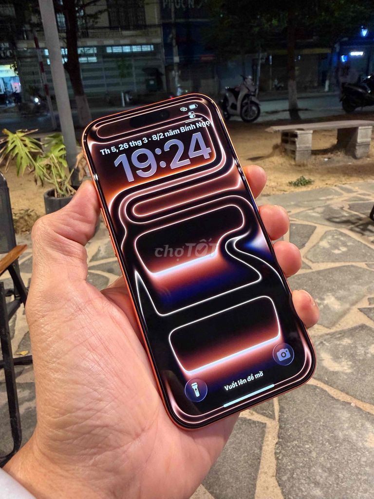iPhone 17 Pro 256GB Bh 12/2026 Pin 100% giá yêu. Mua bán Điện thoại tại Thành phố Đà Lạt Lâm Đồng được đăng bởi Nguyễn Scoopy hình 1
