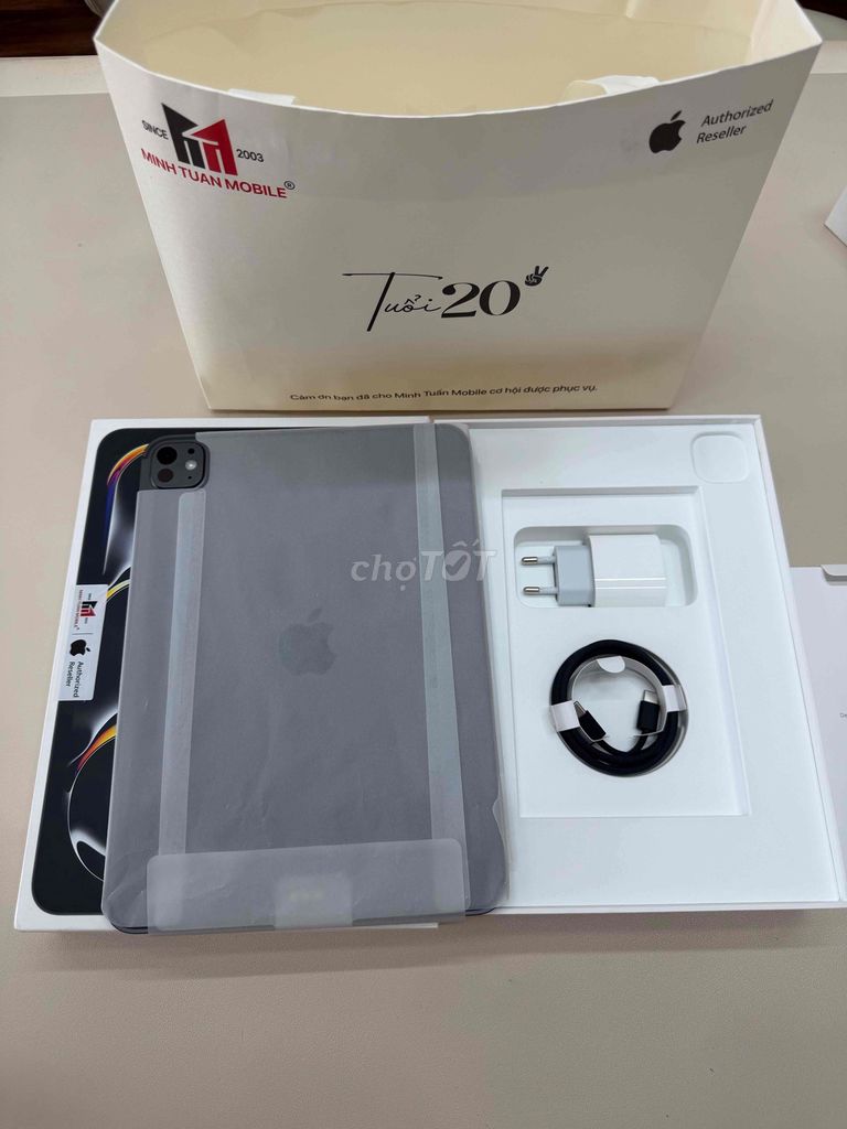 ipad pro m5 11inch 256 Gb 5G Vna chính hãng  new. Mua bán Máy tính bảng tại Quận Tân Bình Tp Hồ Chí Minh được đăng bởi Shop Trung Văn Apple Watch hình 1