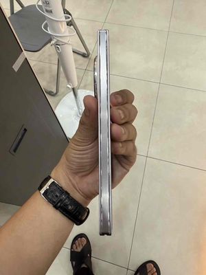cần bán find n5. Mua bán Điện thoại tại Thị xã Bến Cát Bình Dương được đăng bởi Lê Danh Mạnh