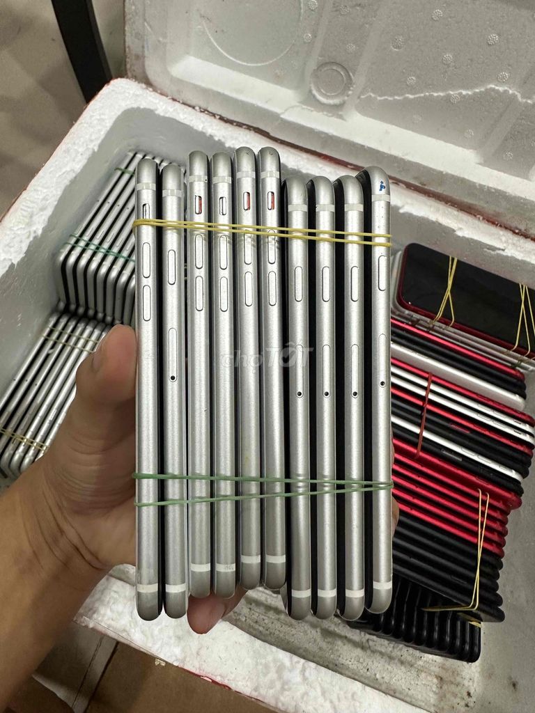 Apple iPhone SE 2020 Đẹp 97-99%. Mua bán Điện thoại tại Quận Bắc Từ Liêm Hà Nội được đăng bởi Nam Táo  Hà Nội hình 1