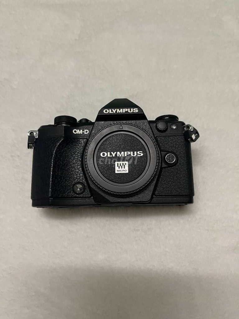 Máy ảnh Olympus EM5 Mark II Đen Đã sử dụng. Mua bán Máy ảnh, Máy quay tại Quận Tân Bình Tp Hồ Chí Minh được đăng bởi Nguyên hình 1