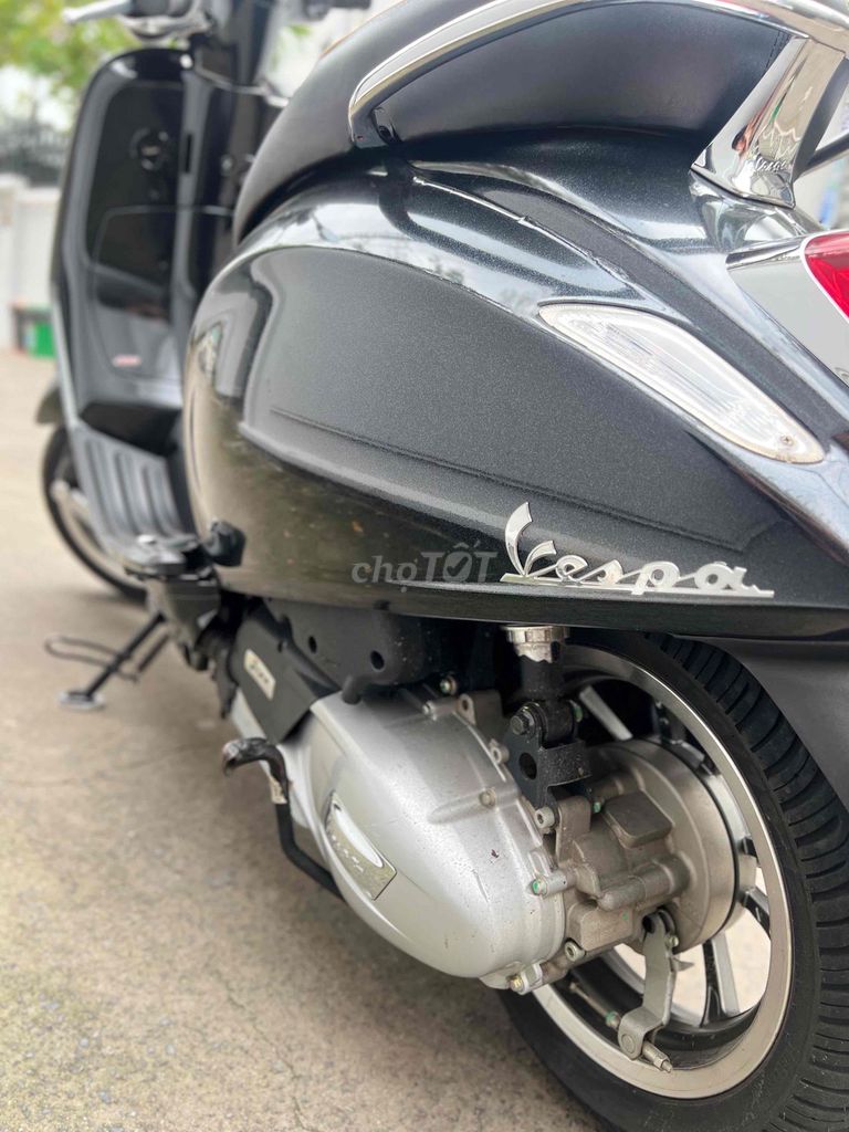 Piaggio Vespa Primavera S125 2022 Đen 15.000 km. Mua bán Xe máy tại Quận Bình Thạnh Tp Hồ Chí Minh được đăng bởi Đinh Minh Hiếu hình 6