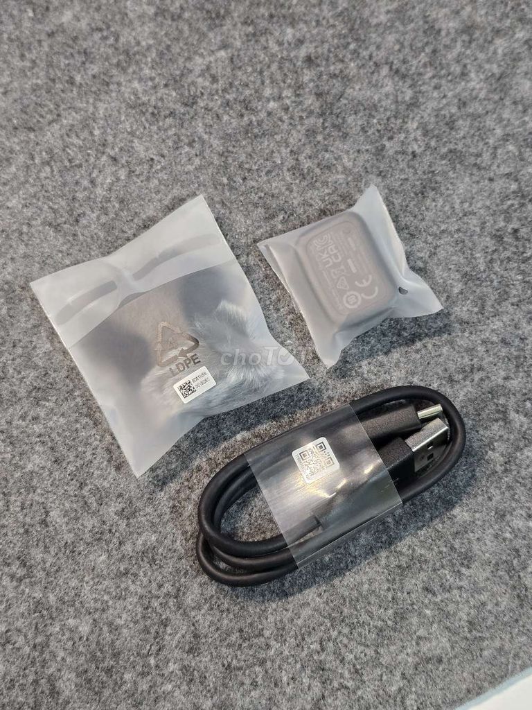 Phụ kiện micro DJI Mic Mini Đen. Mua bán Máy ảnh, Máy quay tại Quận Cầu Giấy Hà Nội được đăng bởi Nguyễn Sơn Tùng hình 1