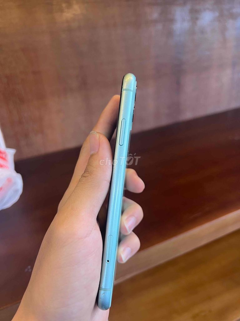 Apple iPhone 11 64GB Xanh lá Đã sử dụng. Mua bán Điện thoại tại Thành phố Đà Lạt Lâm Đồng được đăng bởi HỒNG QUANG hình 1