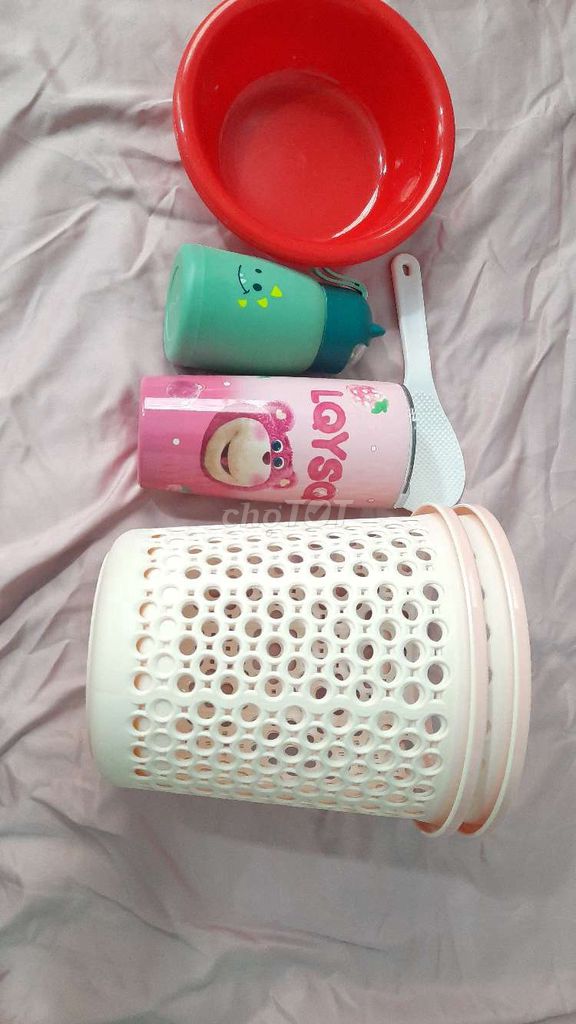 combo 2 Bình giữ nhiệt nhựa Hồng, Xanh. Mua bán Dụng cụ nhà bếp tại Huyện Châu Thành Trà Vinh được đăng bởi Thanh Lý Tất hình 1