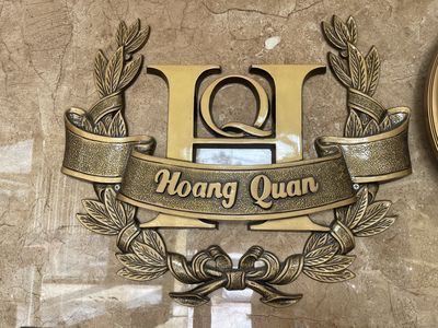 CÔNG TY TNHH DỊCH VỤ KHÁCH SẠN HOÀNG QUÂN logo