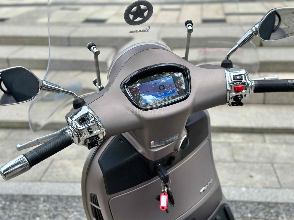 Vespa GTS Super Tech 300. Mua bán Xe máy tại Quận Cầu Giấy Hà Nội được đăng bởi Tuấn Việt Motor hình 5