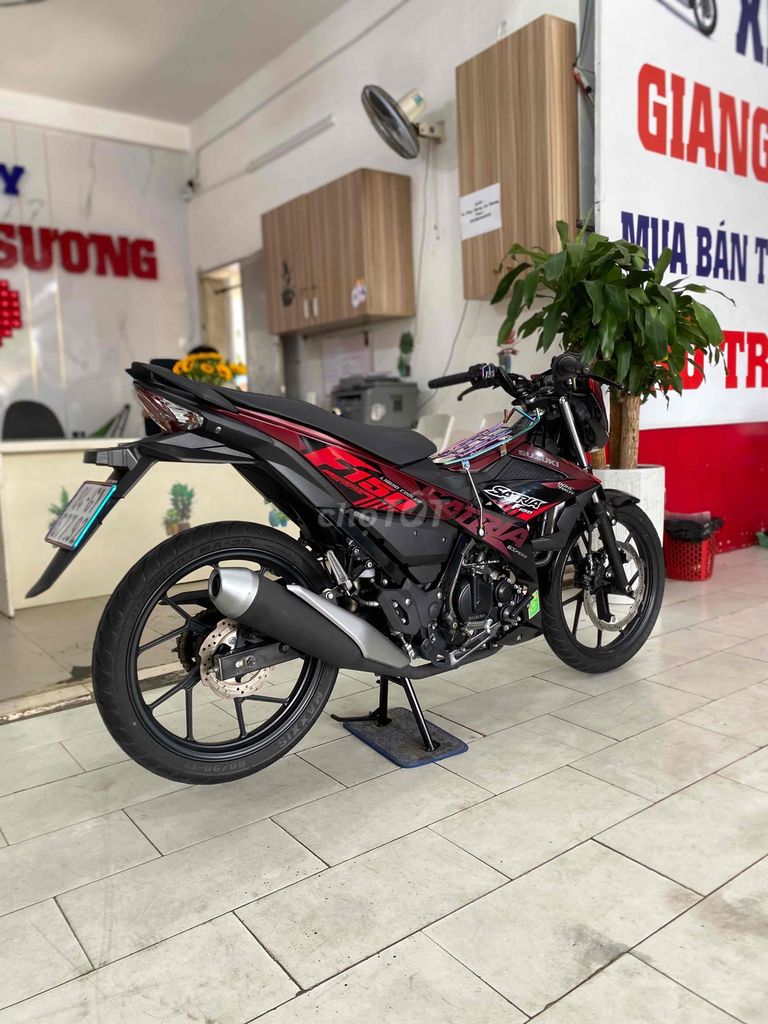 Suzuki Satria 150 đk 2021 màu đỏ đen chính chủ. Mua bán Xe máy tại Quận 12 Tp Hồ Chí Minh được đăng bởi Xe Máy Hoàng Giang An Sương  hình 5