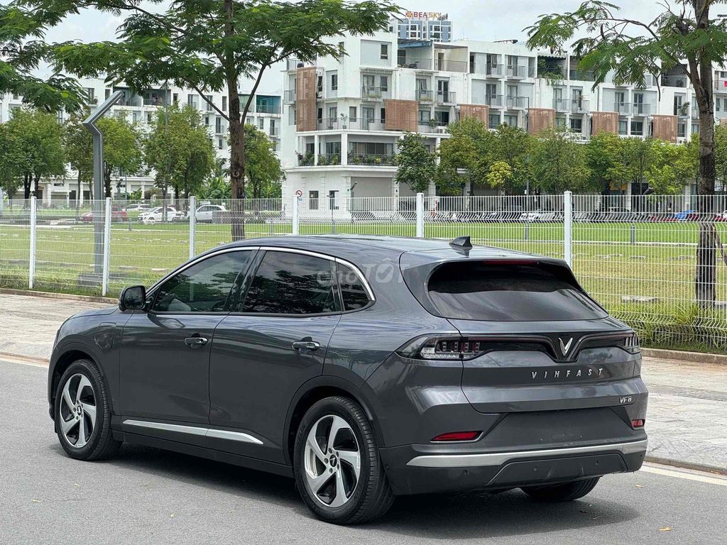 VF8 Eco 2022 GF Mua Pin SDI đi cực ít 16.000km. Mua bán Ô tô tại Quận Thanh Xuân Hà Nội được đăng bởi hoang tran minh hình 3