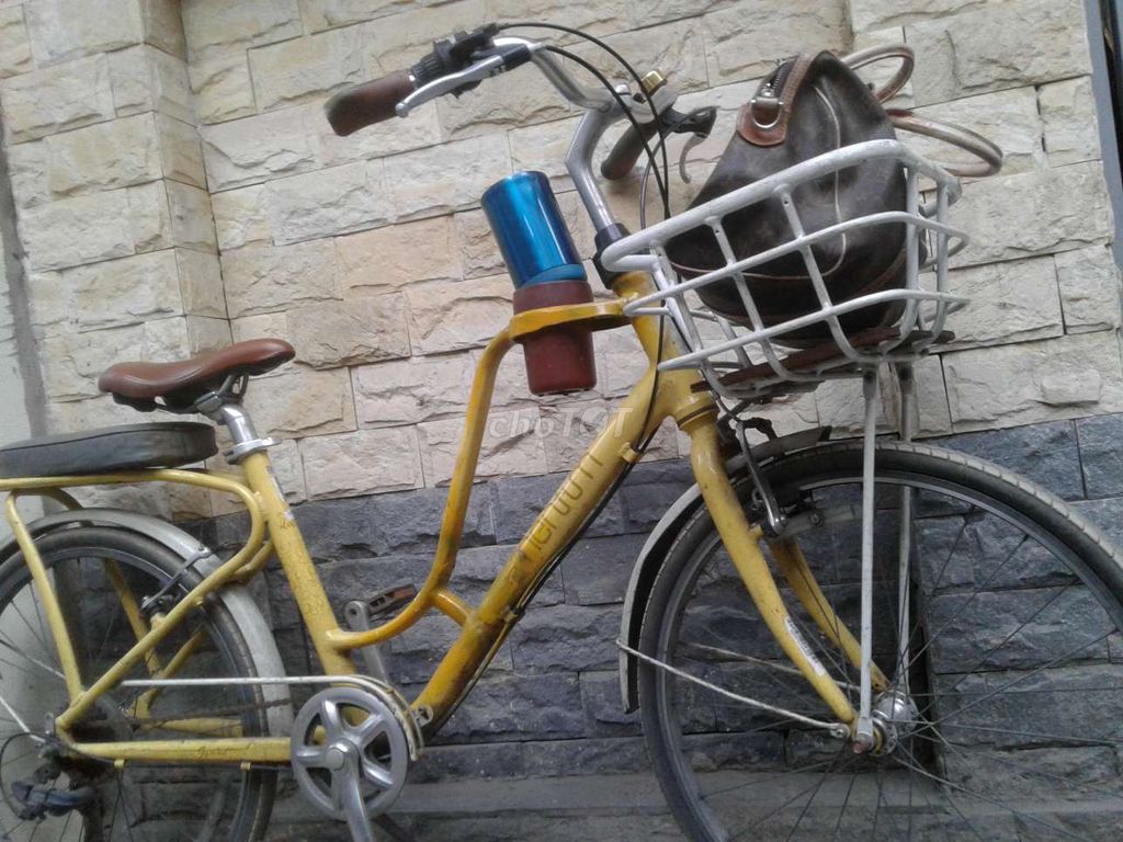 Nhật  GIANT MONTUM nhỏ.24in.1668K đê tốt. Mua bán Xe đạp tại Quận Hai Bà Trưng Hà Nội được đăng bởi nguyen khanh ngoc hình 2