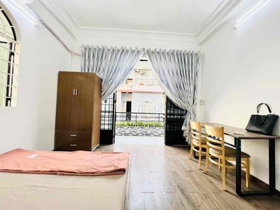 Аренда · 2 комн. · 35 м² · Quận 3, ул. Đường Trần Văn Ðang