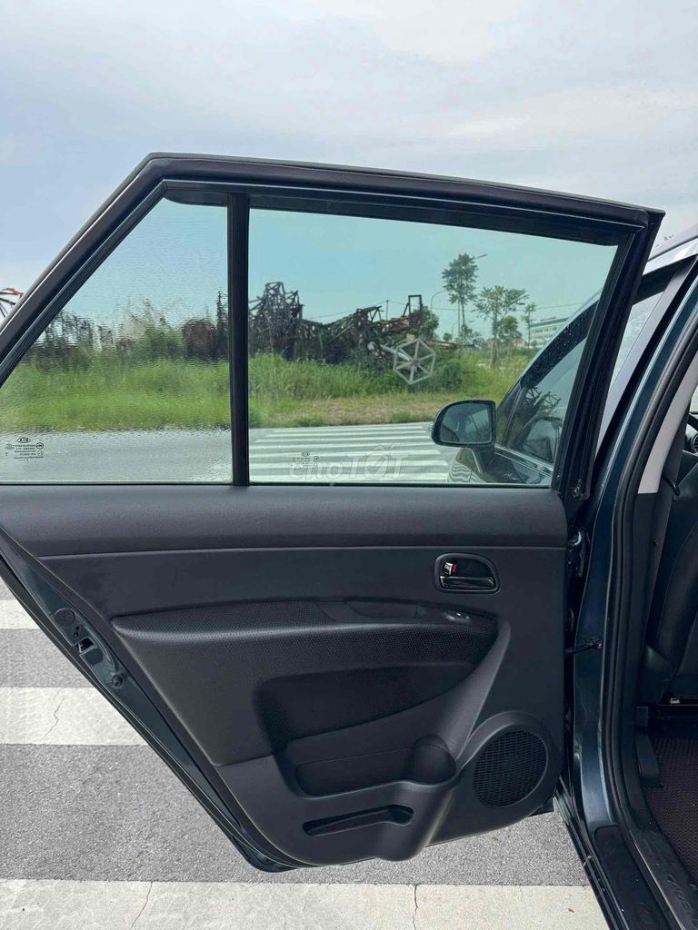 Kia Carens 2014 S 2.0 AT - 120000 km. Mua bán Ô tô tại Huyện Gia Lộc Hải Dương được đăng bởi Nhất Tín Ô Tô Hải Dương hình 8