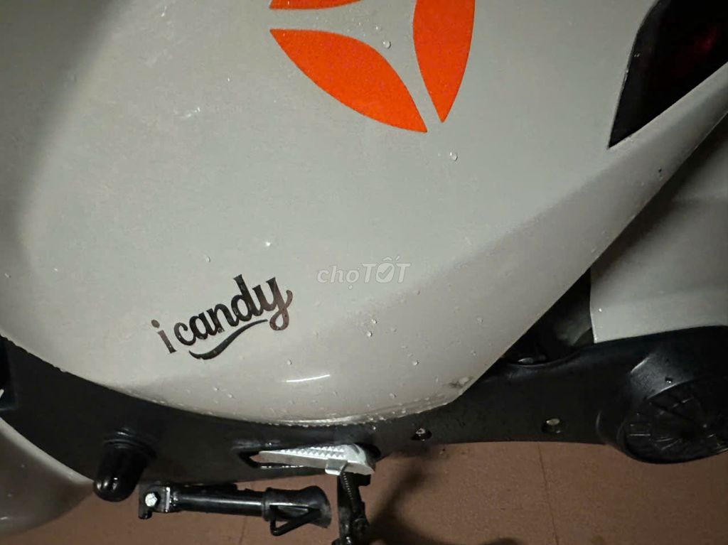 Xe điện Yadea iCandy Trắng