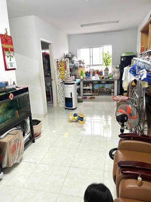 cần bán gấp căn hộ 2PN , 1toilet (còn thương lượng)