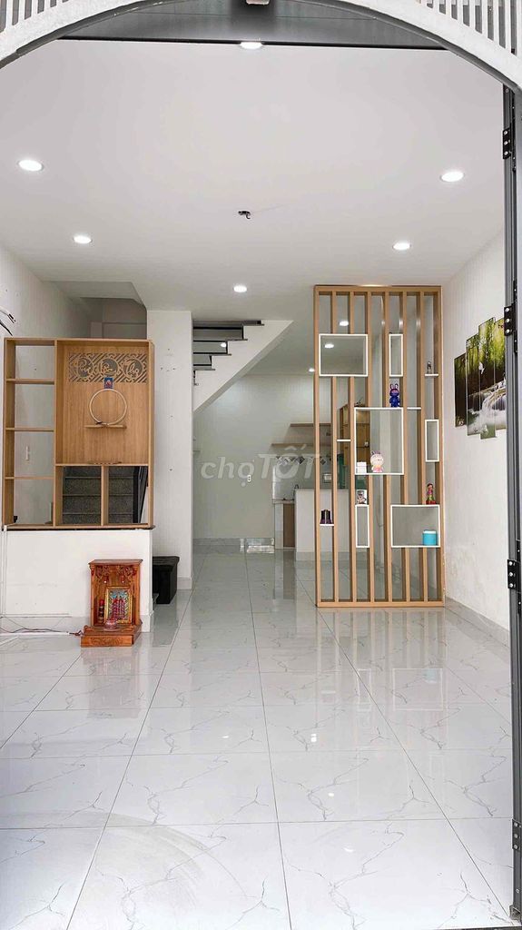 Bán nhà Hẻm ô tô kế Gò Dầu, 42m2 CND, 3 tầng, Chỉ 4tỷ9 TL