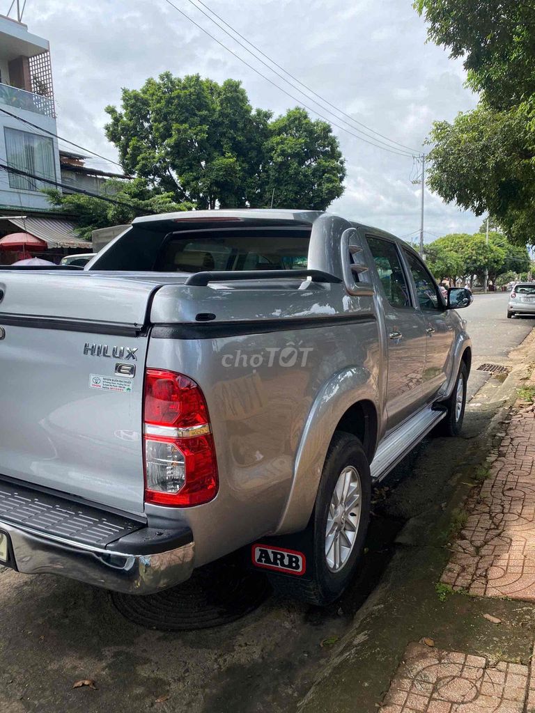 Toyota Hilux 2014 2.5E 4x2 MT - 120000 km. Mua bán Ô tô tại Thành phố Buôn Ma Thuột Đắk Lắk được đăng bởi Phuong trang hình 5