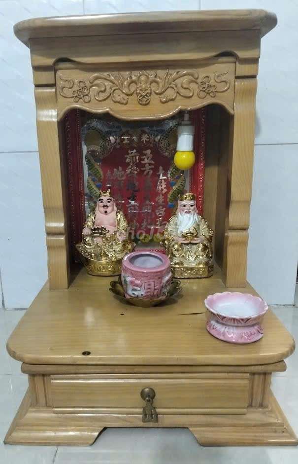 Bàn thờ Gỗ sồi Nâu gỗ có hộc tủ. Mua bán Nội thất, đồ gia dụng khác tại Quận 12 Tp Hồ Chí Minh được đăng bởi minh nhat hình 1
