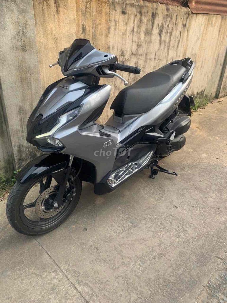 Honda AB 125 2021 Xám đen chính chủ 60 có bán trả. Mua bán Xe máy tại Huyện Trảng Bom Đồng Nai được đăng bởi cửa hàng xe máy Trần Sơn  hình 4