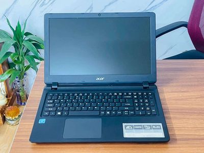 Cần bán laptop acer asprie es1-533