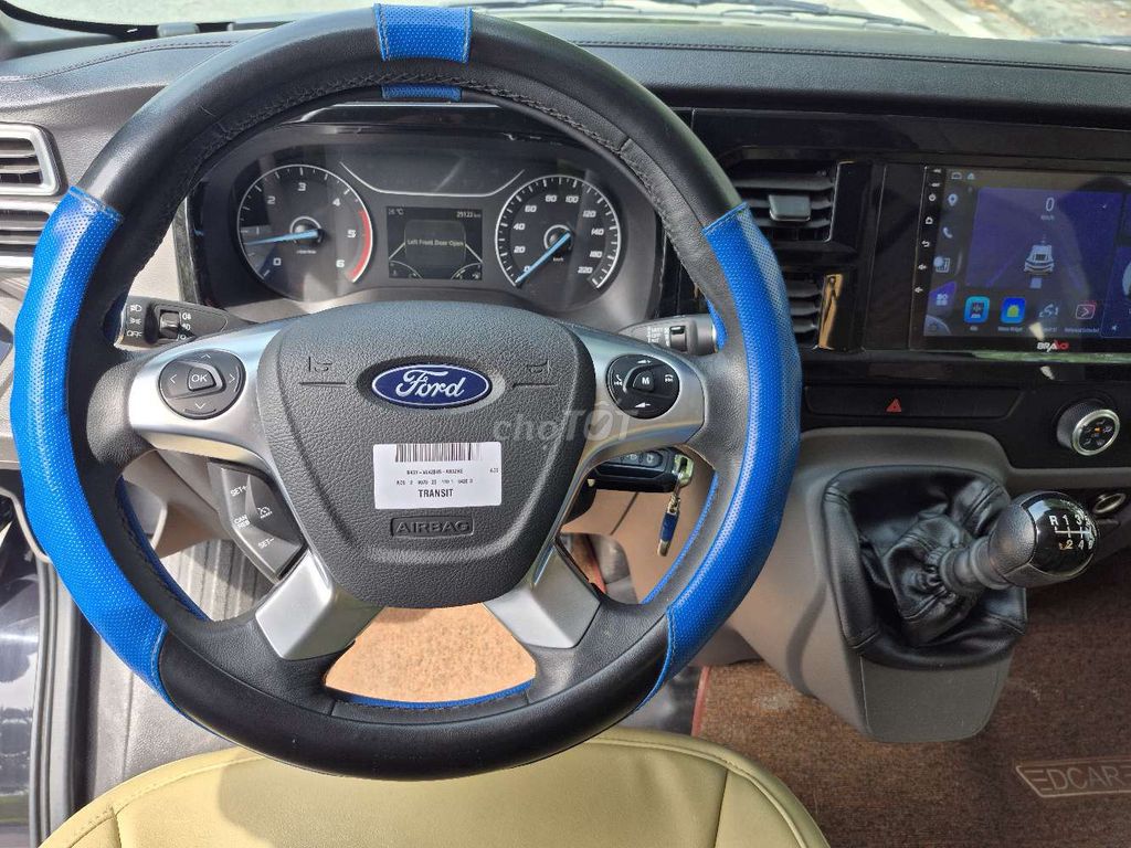 Ford Transit VIP Lounge 10 chỗ số sàn. Mua bán Phương tiện khác tại Quận Long Biên Hà Nội được đăng bởi Ngô hùng hình 15