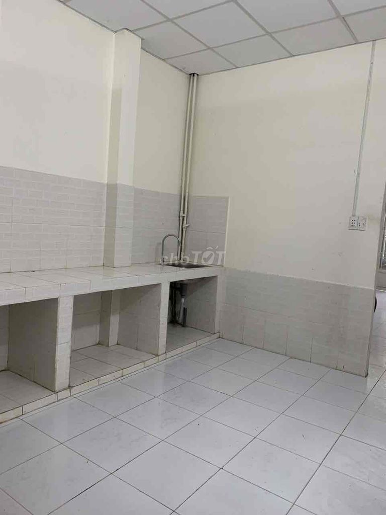 NHÀ MỚI SỬA 4*15m 1LẦU 2PN 2WC ĐƯỜNG SỐ 3 P9 GV