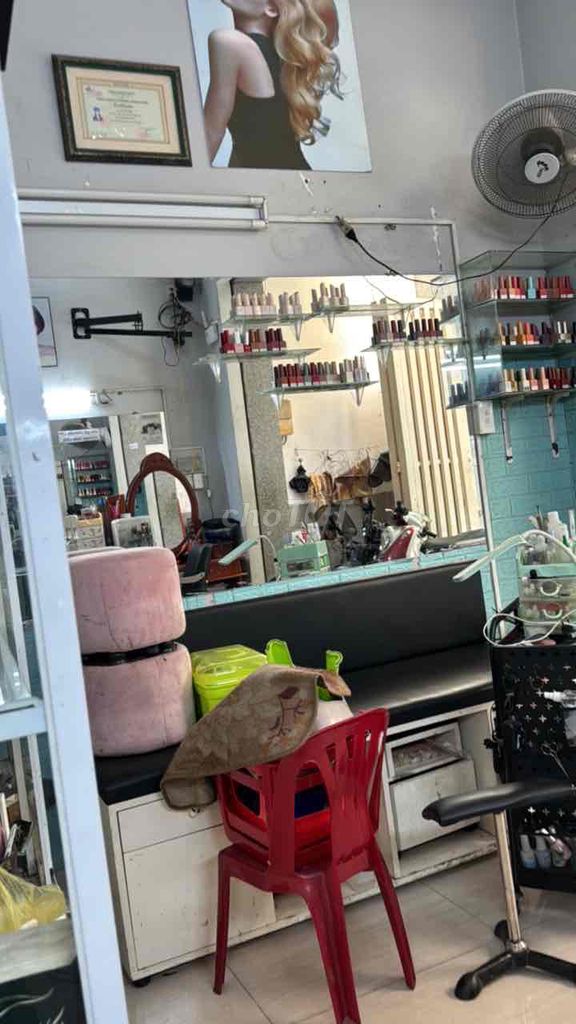 Kính màu Trắng. Mua bán Phụ kiện thời trang khác tại Quận Tân Bình Tp Hồ Chí Minh được đăng bởi Đào hình 1