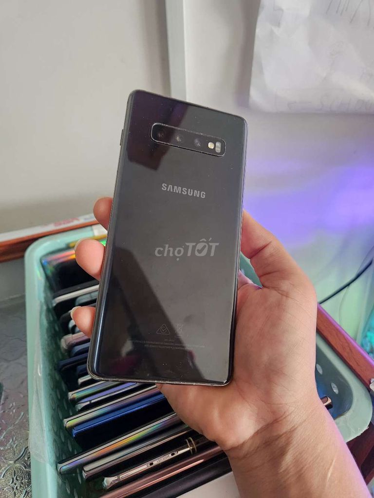 Samsung S10+ đốm kim giá rẻ