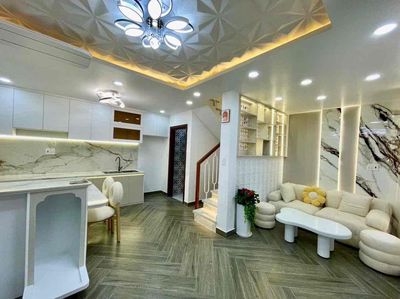 🏡🏡Bán Nhà Sổ riêng .Hẻm 39 Lưu Trọng Lư(Đ.Huỳnh Tấn Phát . Tân Thuận.